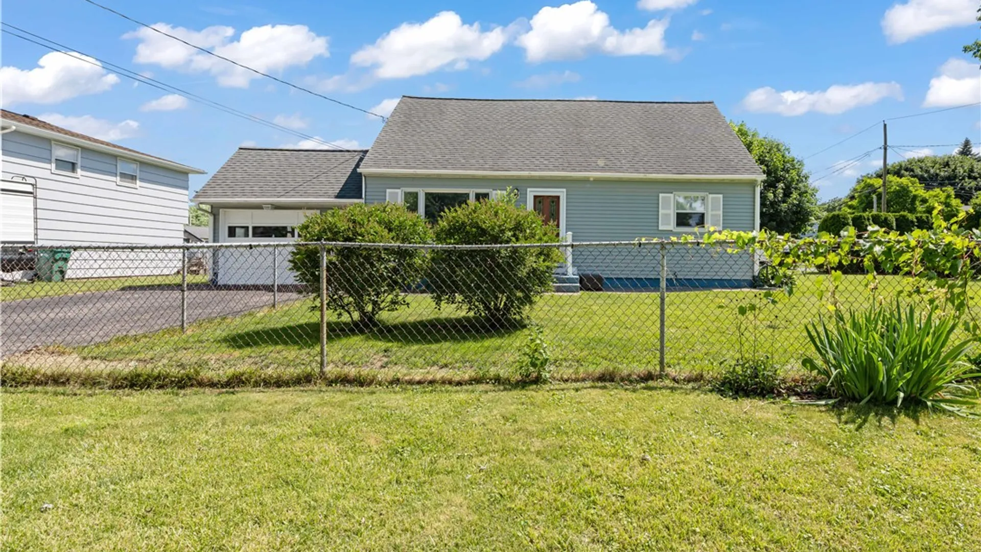 Property at 104 Rahway Road, Gates, NY 14606 4