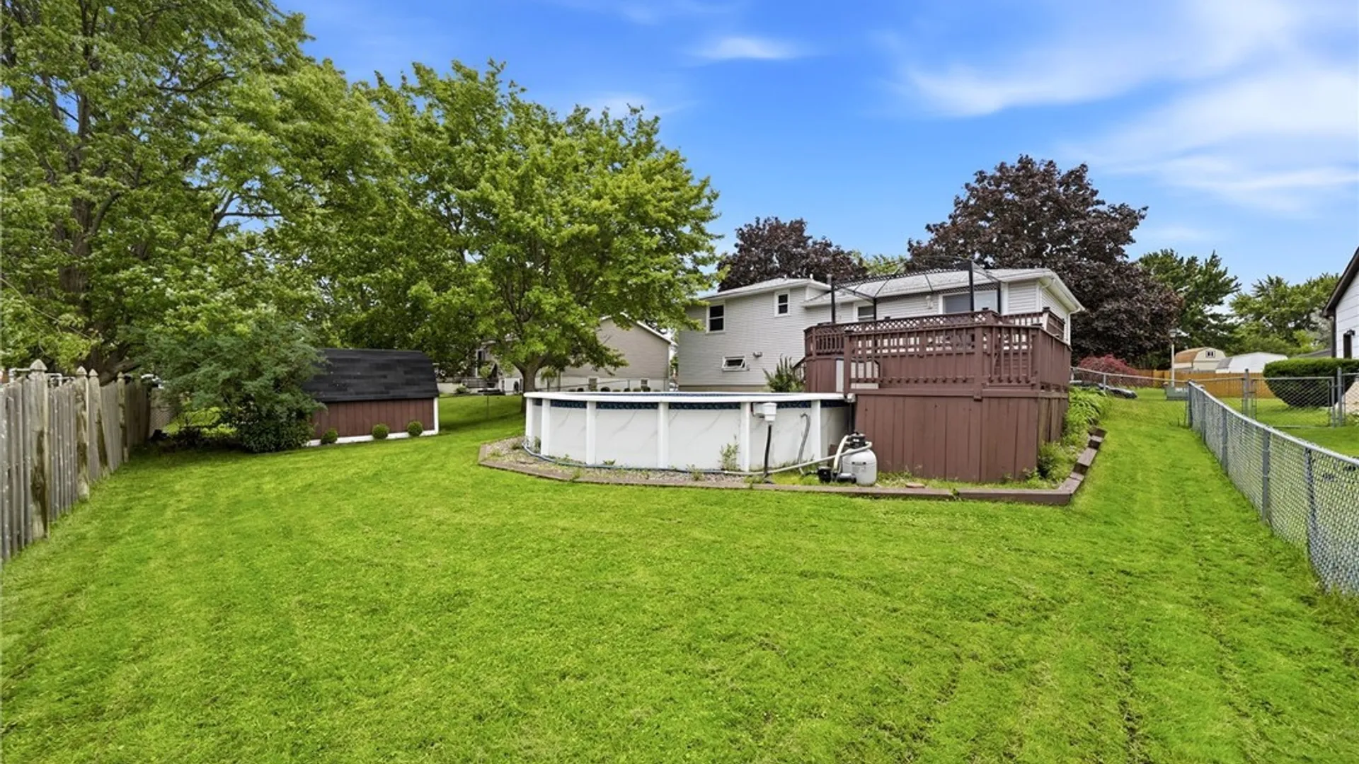 Property at 3994 Sussex Place, Hamburg, NY 14075 39