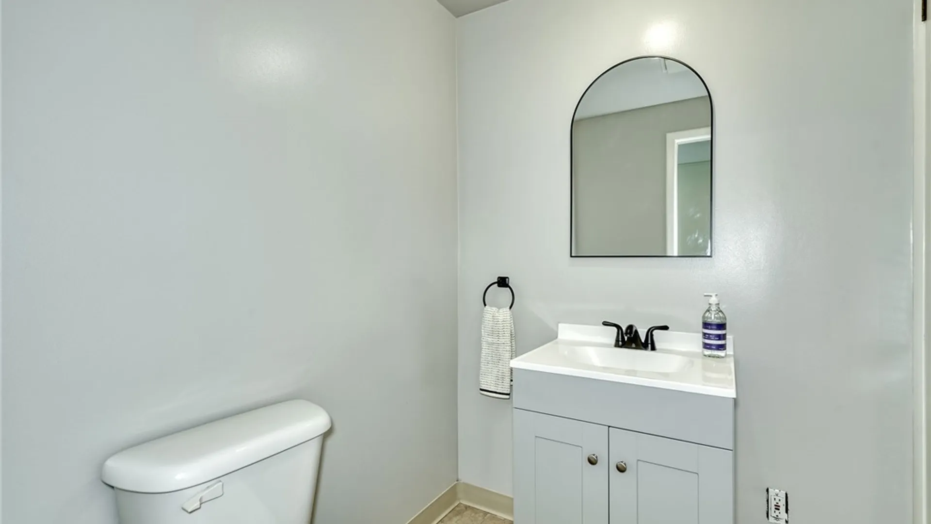 Property at 665 Regina Drive, Webster, NY 14580 17