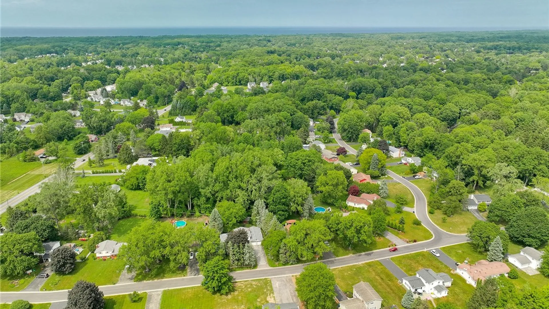 Property at 665 Regina Drive, Webster, NY 14580 44
