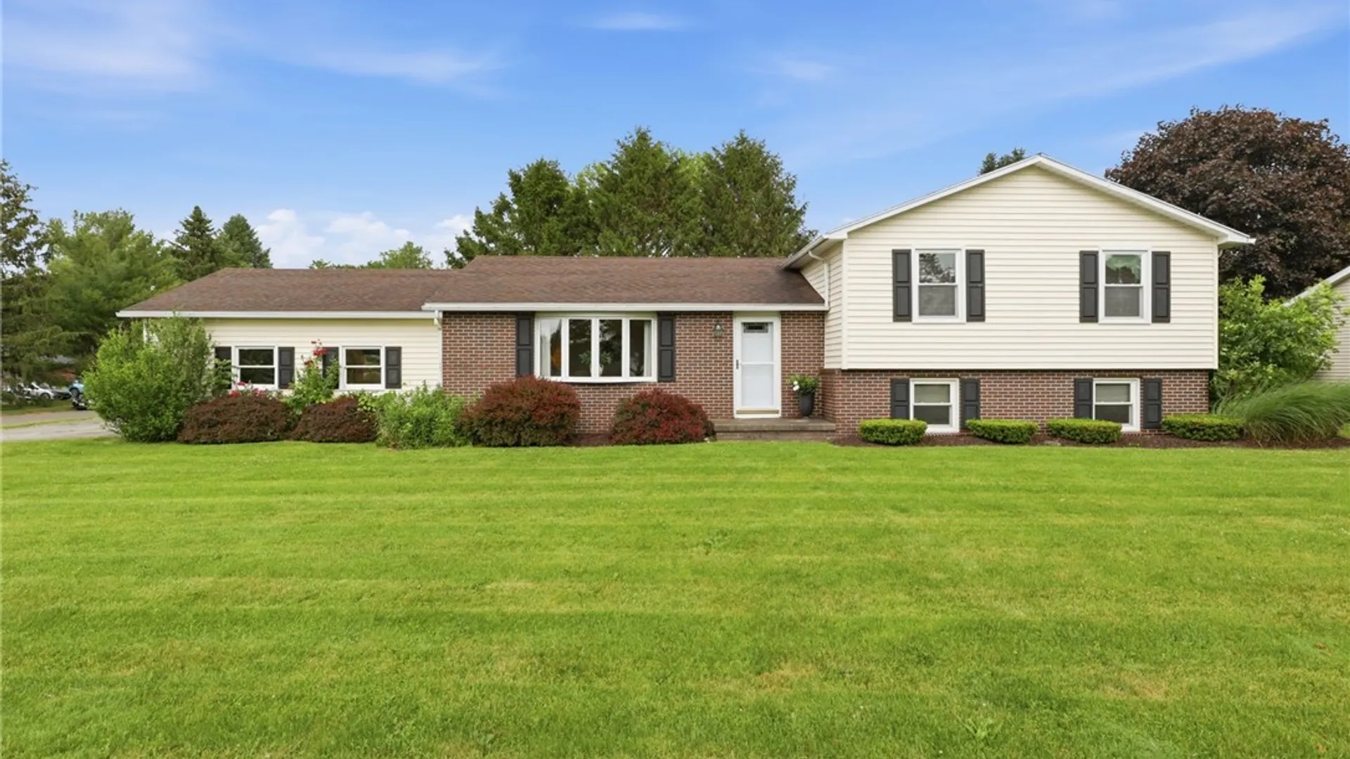 Property at 920 Peirson Avenue, Arcadia, NY 14513 2