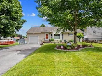 Property at 131 Skyview Terrace, Camillus, NY 13219