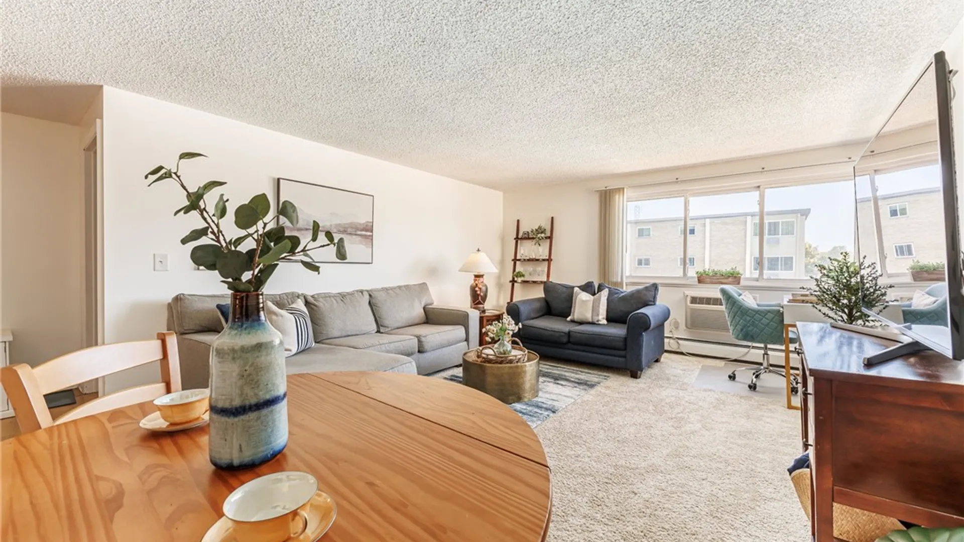 Property at 304 Westage At The Harbour, Irondequoit, NY 14617 15