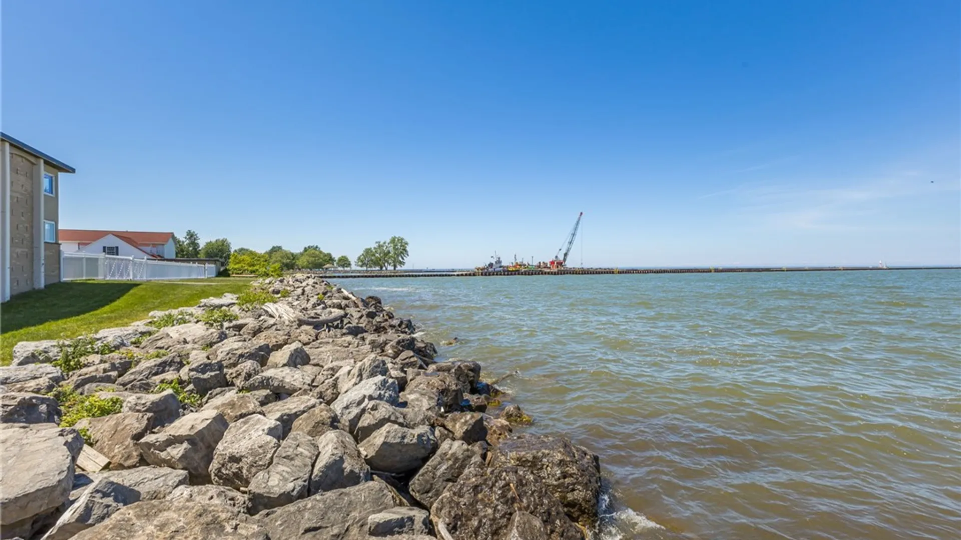 Property at 304 Westage At The Harbour, Irondequoit, NY 14617 28