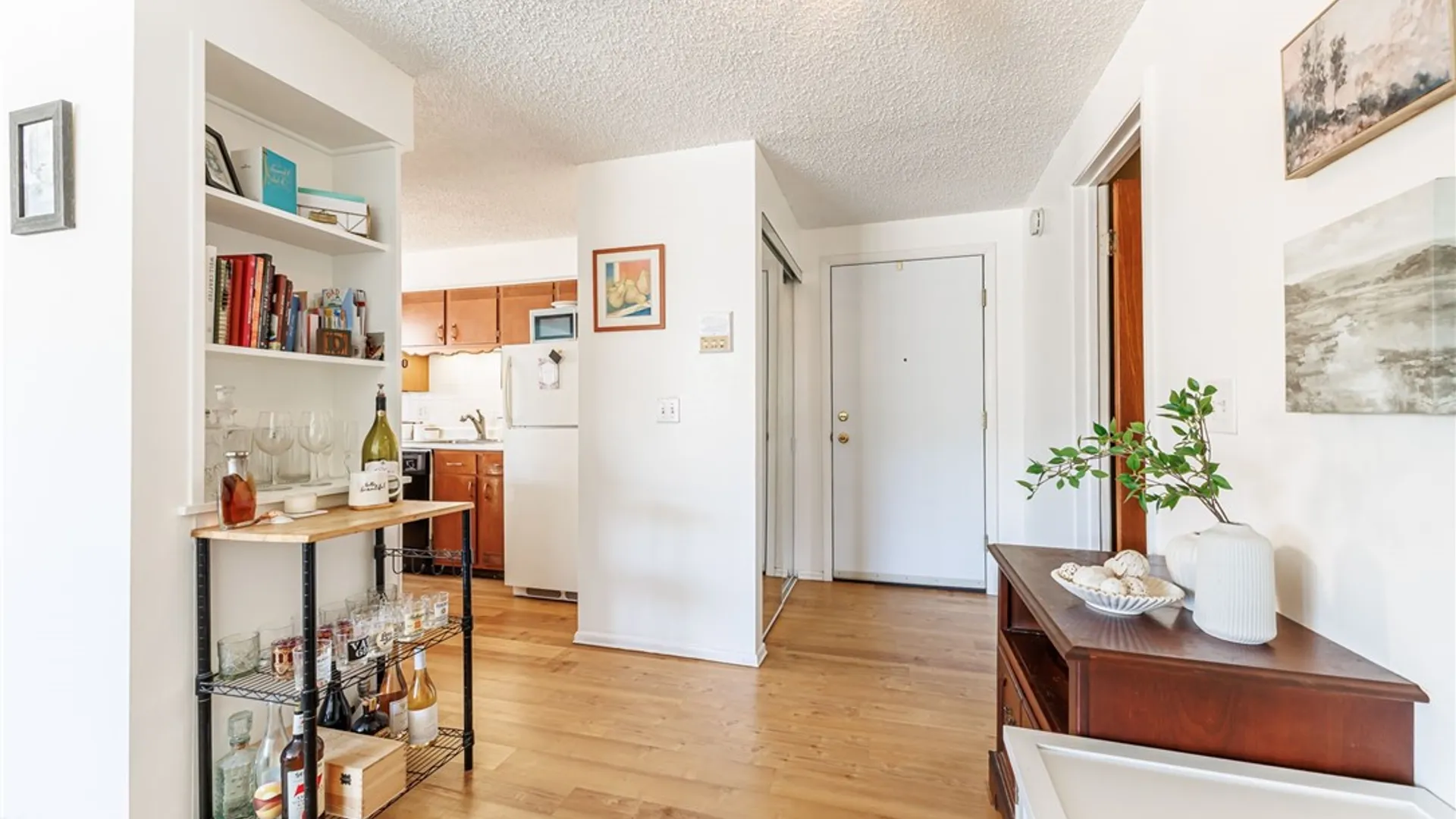 Property at 304 Westage At The Harbour, Irondequoit, NY 14617 7
