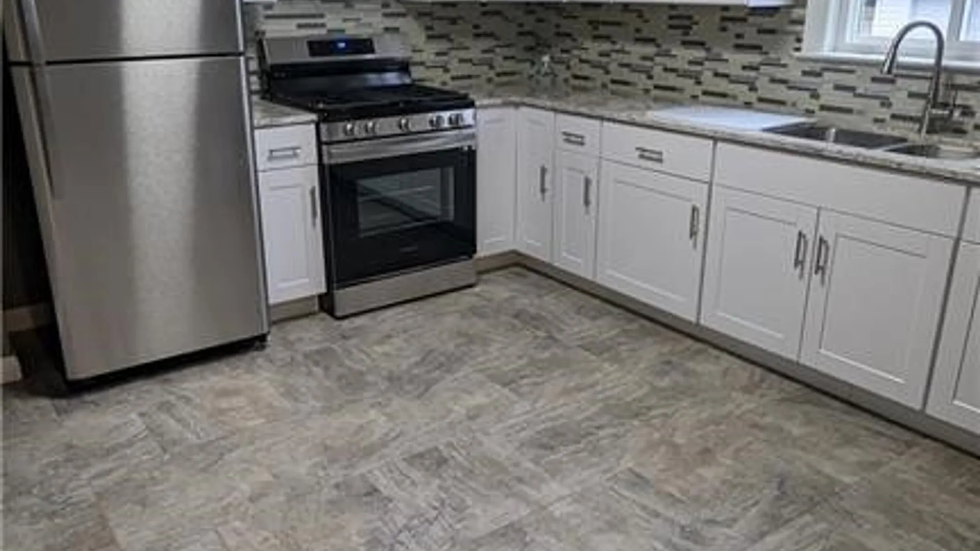 Property at 78 Kirkwood Drive, West Seneca, NY 14224 11
