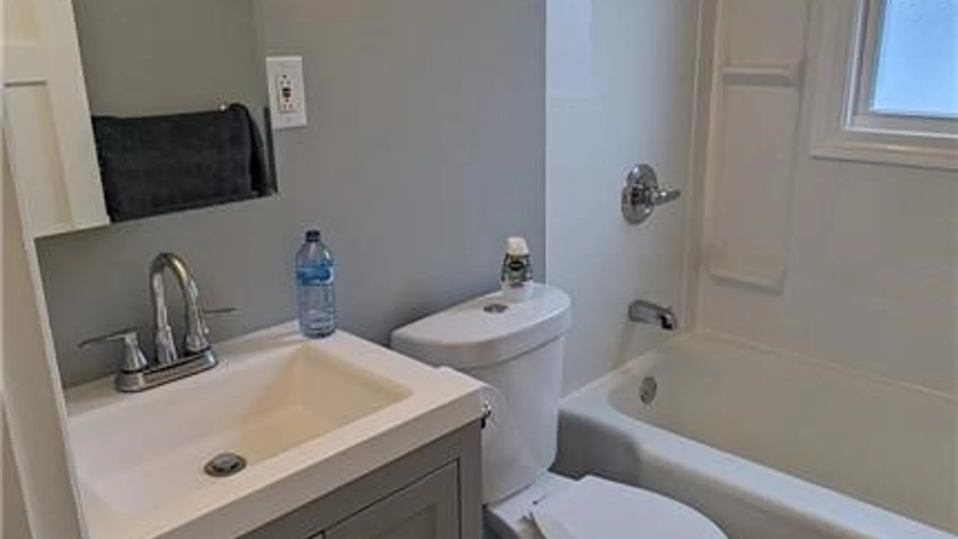 Property at 78 Kirkwood Drive, West Seneca, NY 14224 18