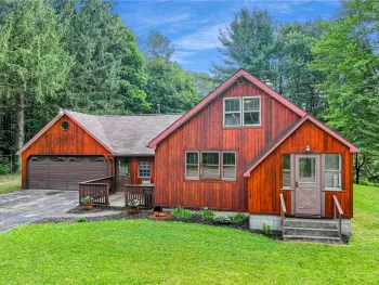 3244 Gracie Road, Cortlandville, NY 13045