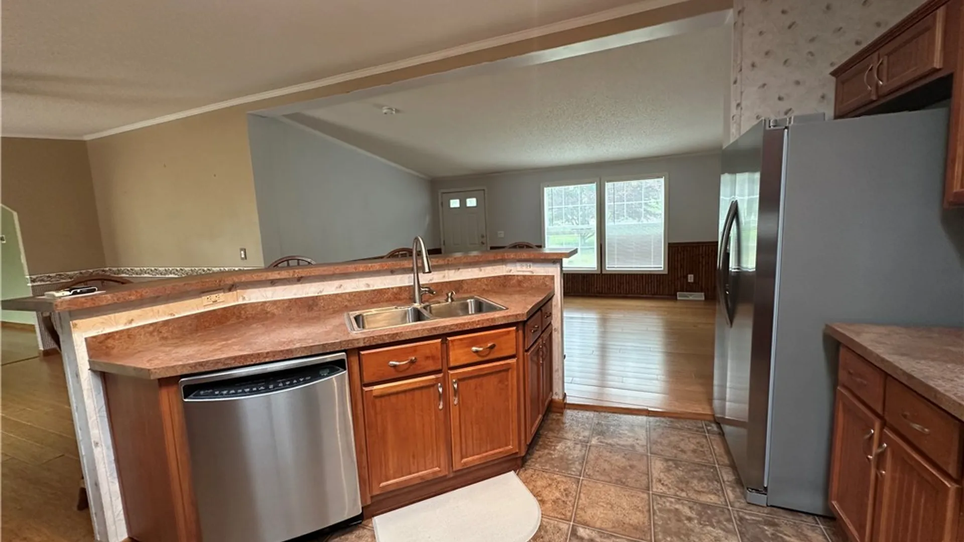 Property at 2 Hillside Ln, Brutus, NY 13116 14