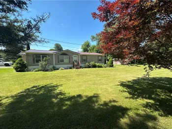 Property at 2 Hillside Ln, Brutus, NY 13116