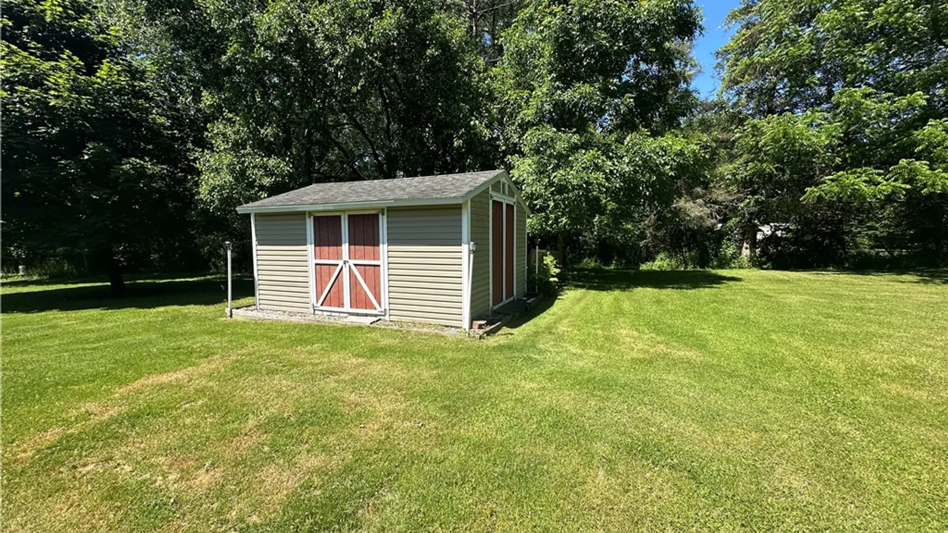 Property at 2 Hillside Ln, Brutus, NY 13116 5