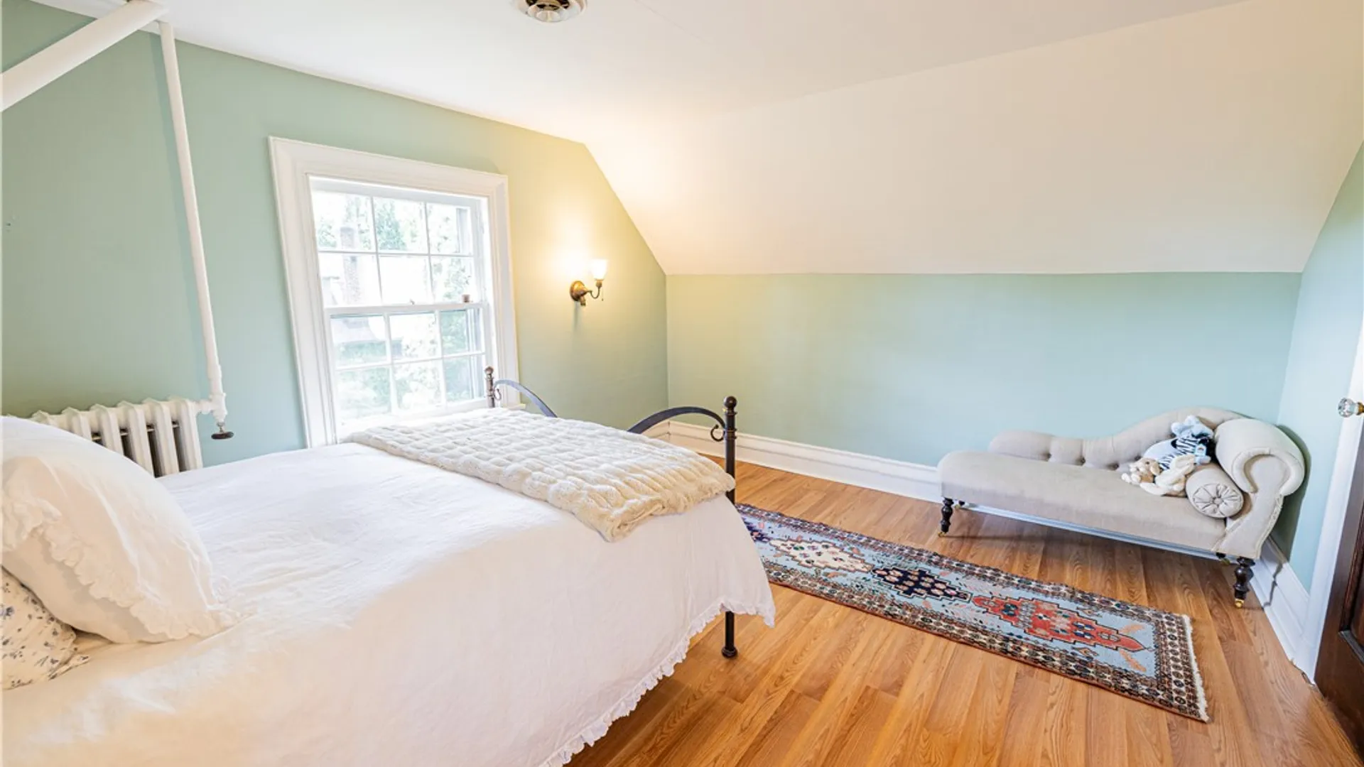 Property at 1440 Highland Avenue, Rochester, NY 14620 28