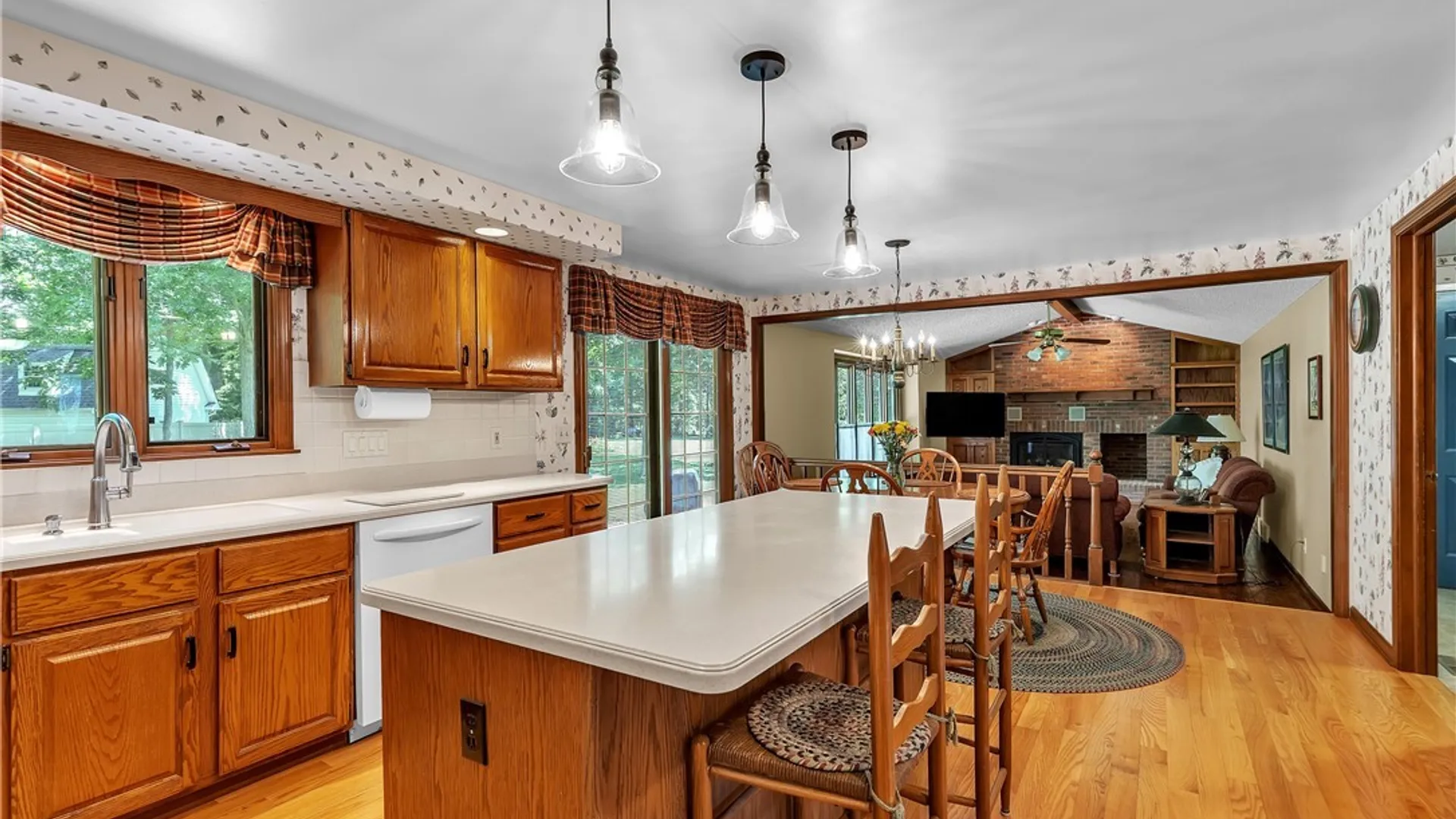 Property at 154 Fairview Court, Grand Island, NY 14072 16