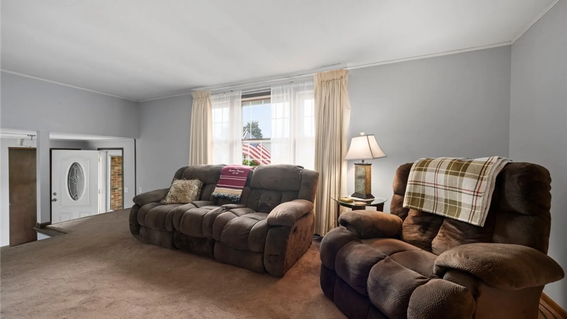 Property at 4362 Millwood Cir, Clay, NY 13090 6