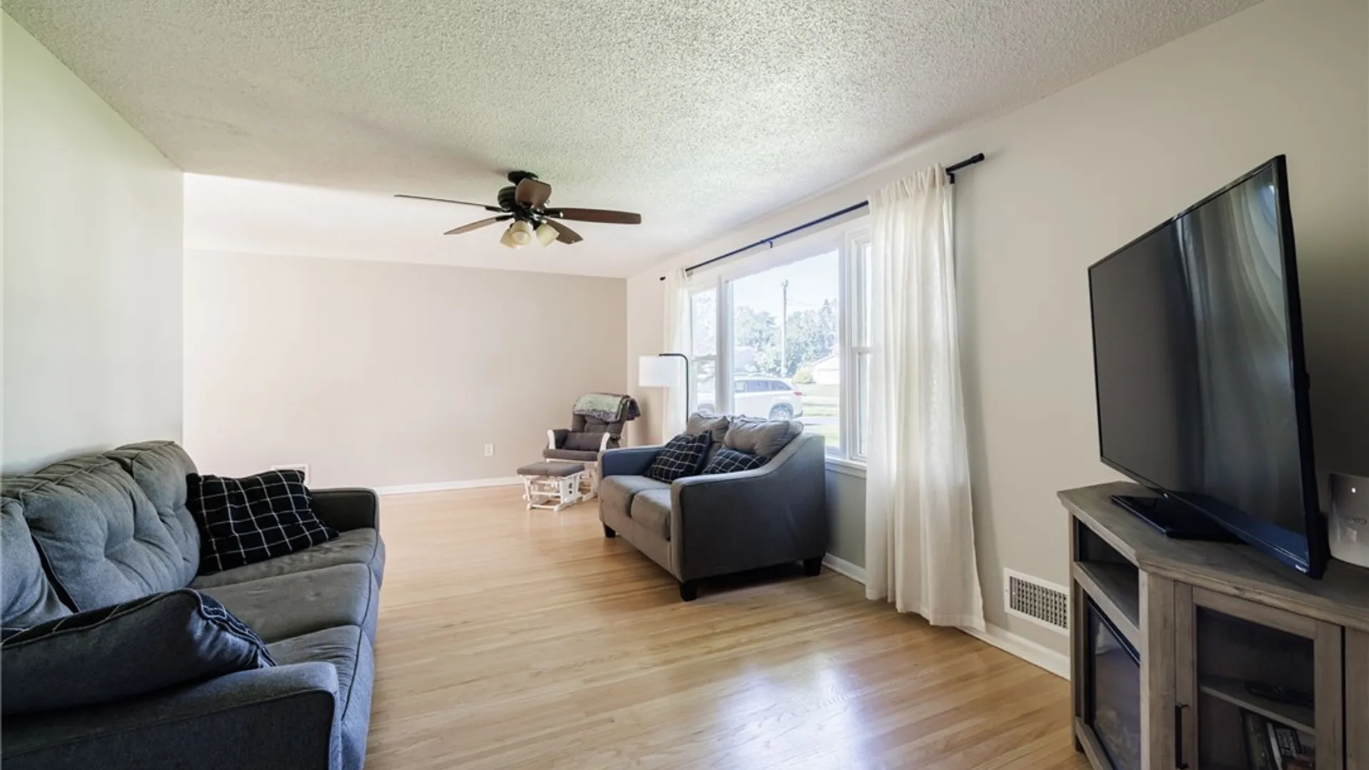 Property at 501 Bridgewood Drive, Greece, NY 14612 6