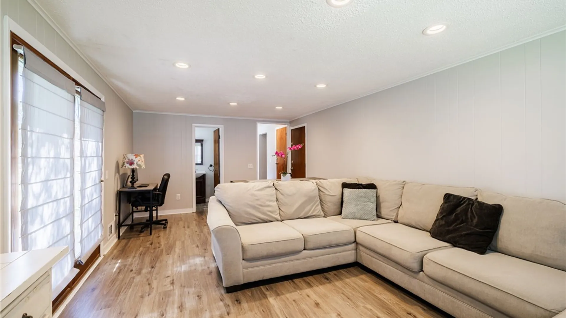 Property at 501 Bridgewood Drive, Greece, NY 14612 9