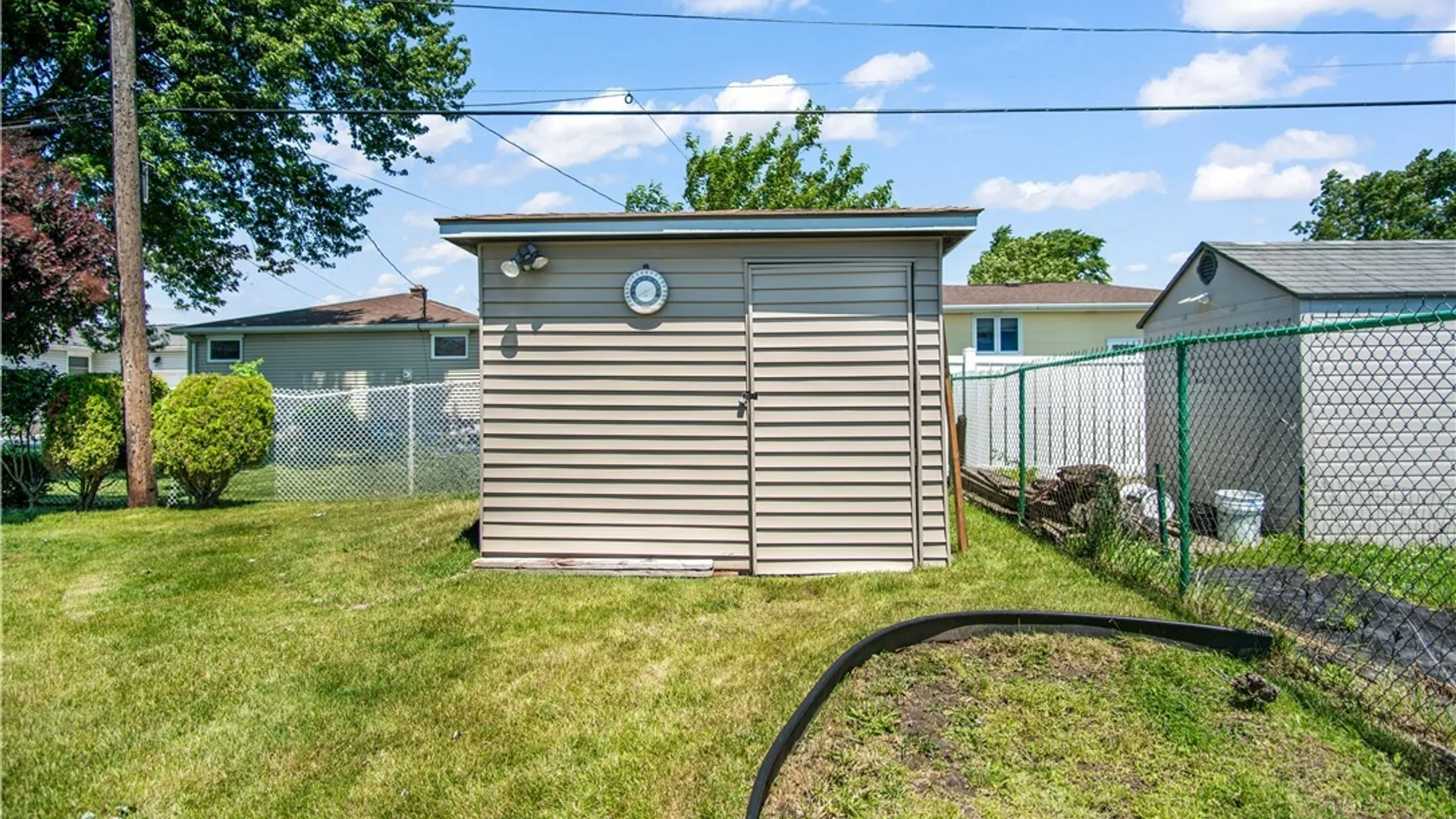 Property at 284 Enez Drive, Cheektowaga, NY 14043 36