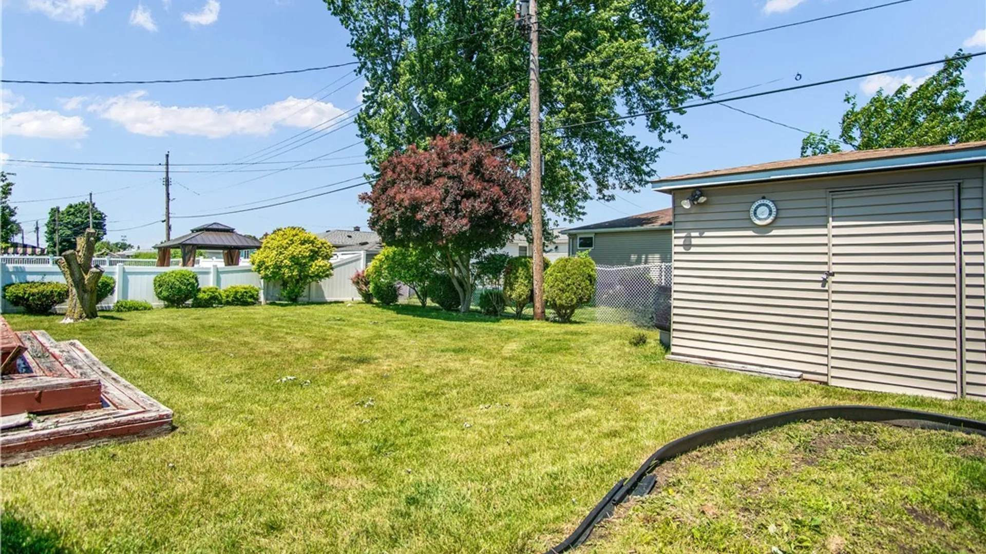 Property at 284 Enez Drive, Cheektowaga, NY 14043 37