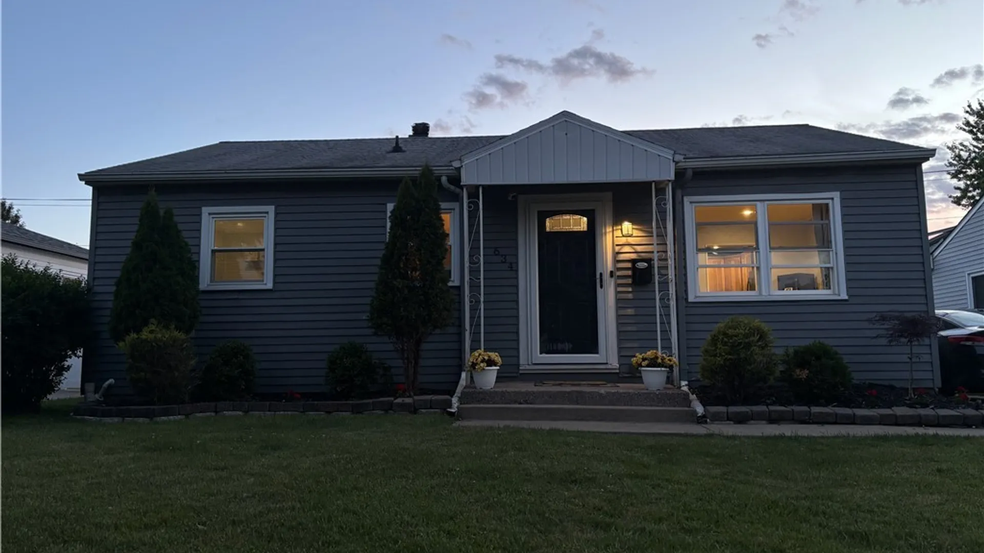 Property at 634 Loretta Street, Tonawanda, NY 14150 2