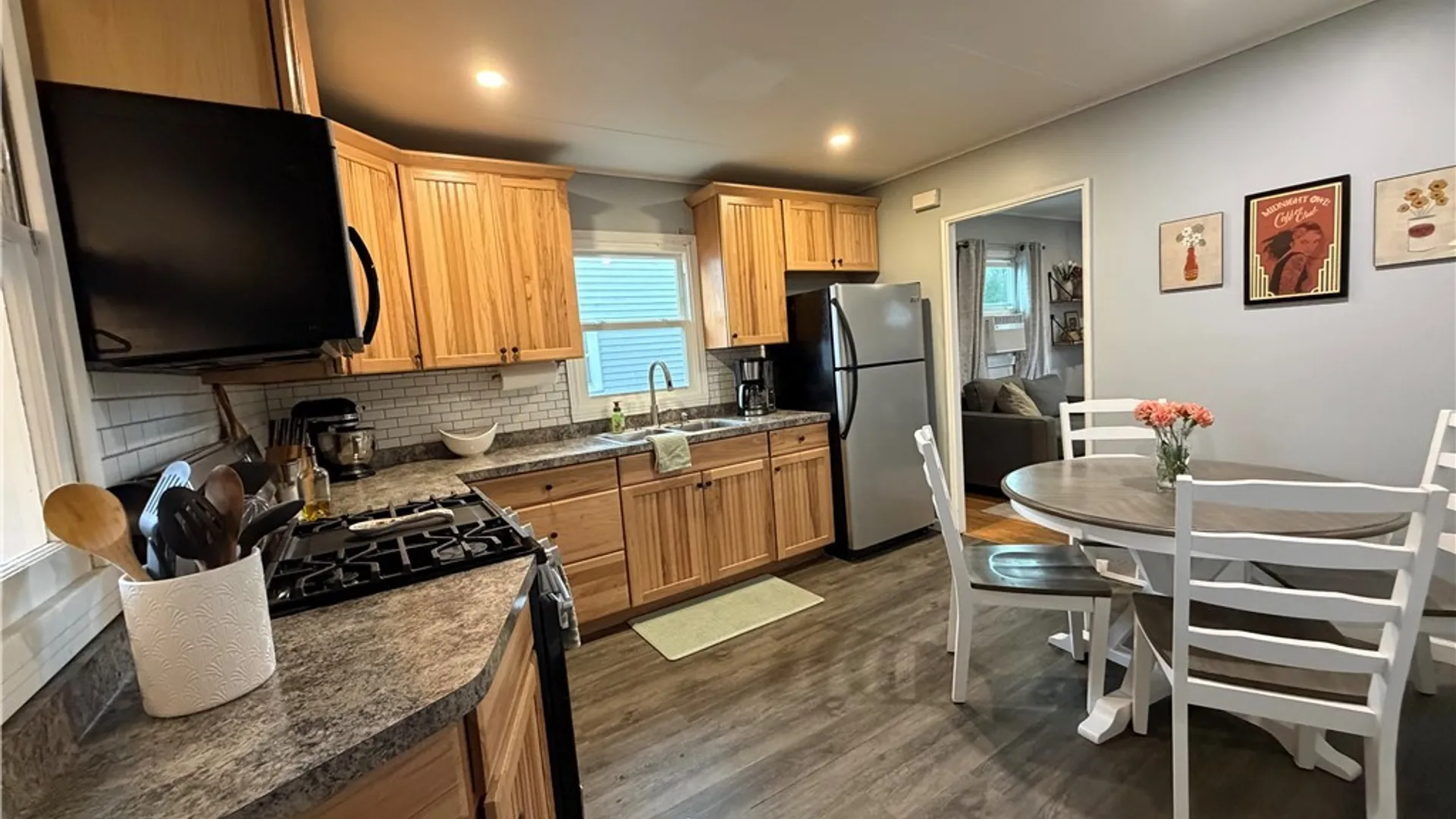 Property at 634 Loretta Street, Tonawanda, NY 14150 9