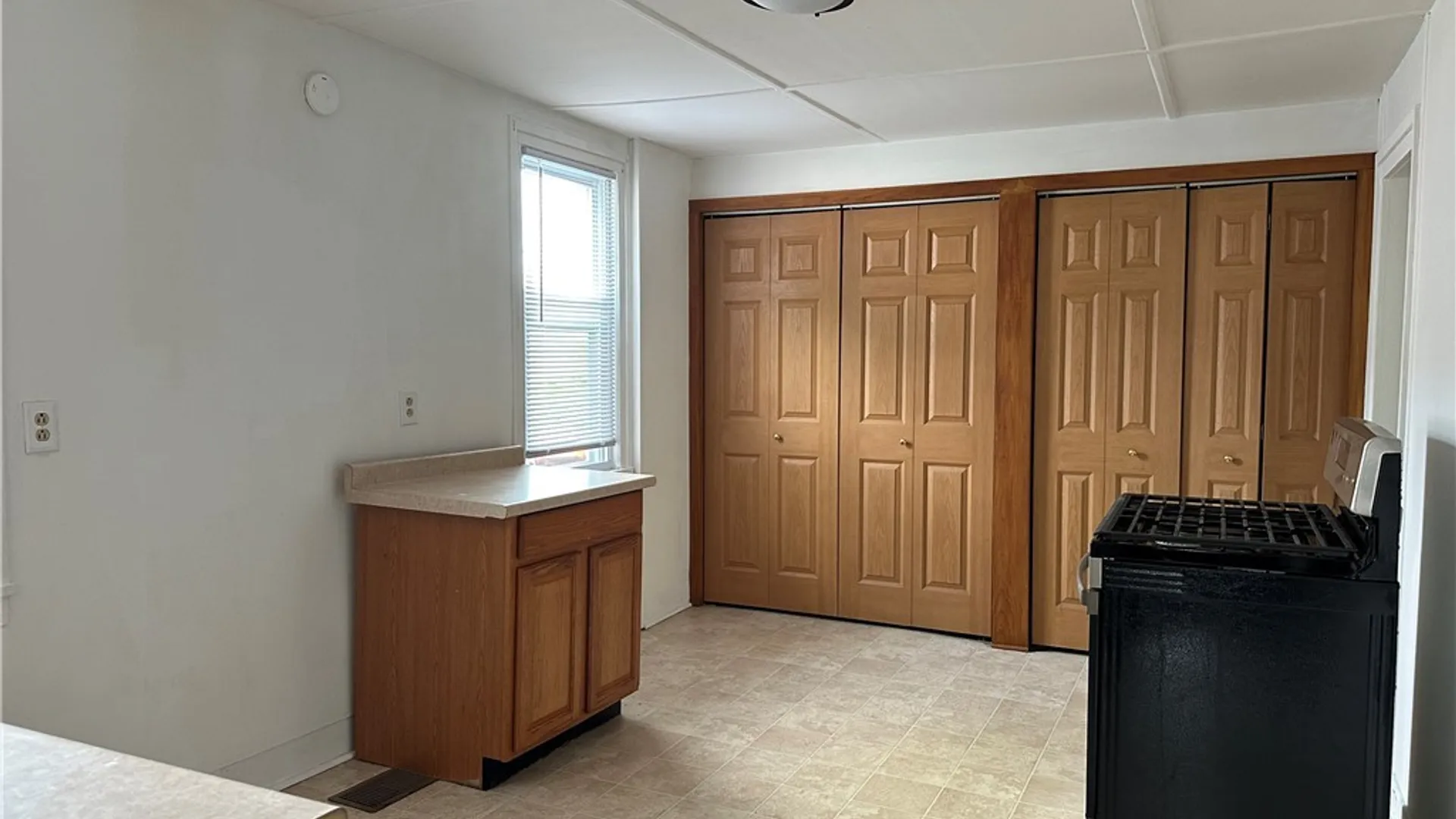 Property at 34 Lincoln Street, Auburn, NY 13021 5