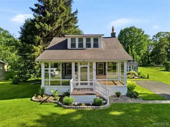 Property at 5886 Tonawanda Creek Road, Pendleton, NY 14094