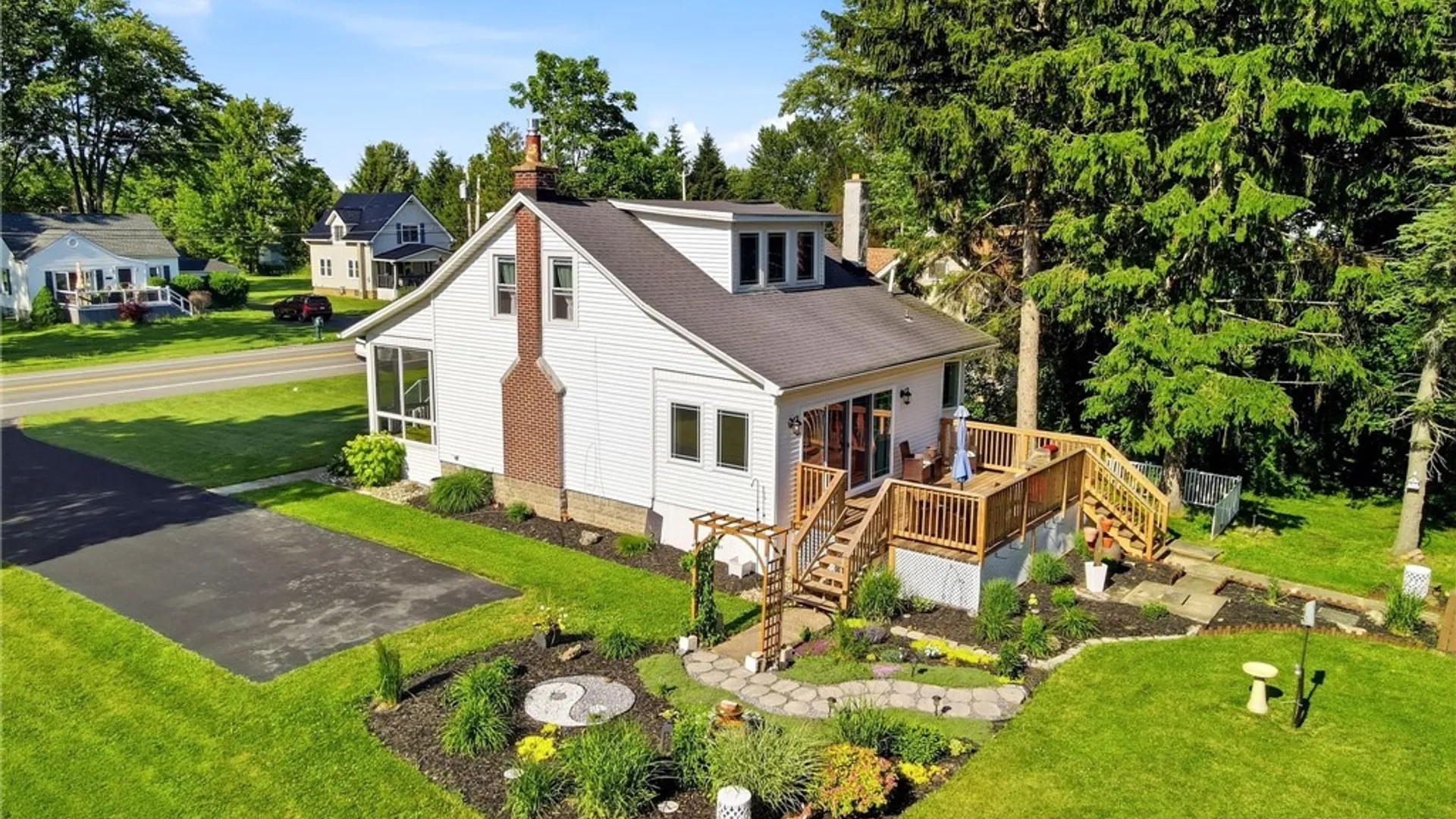 Property at 5886 Tonawanda Creek Road, Pendleton, NY 14094 44