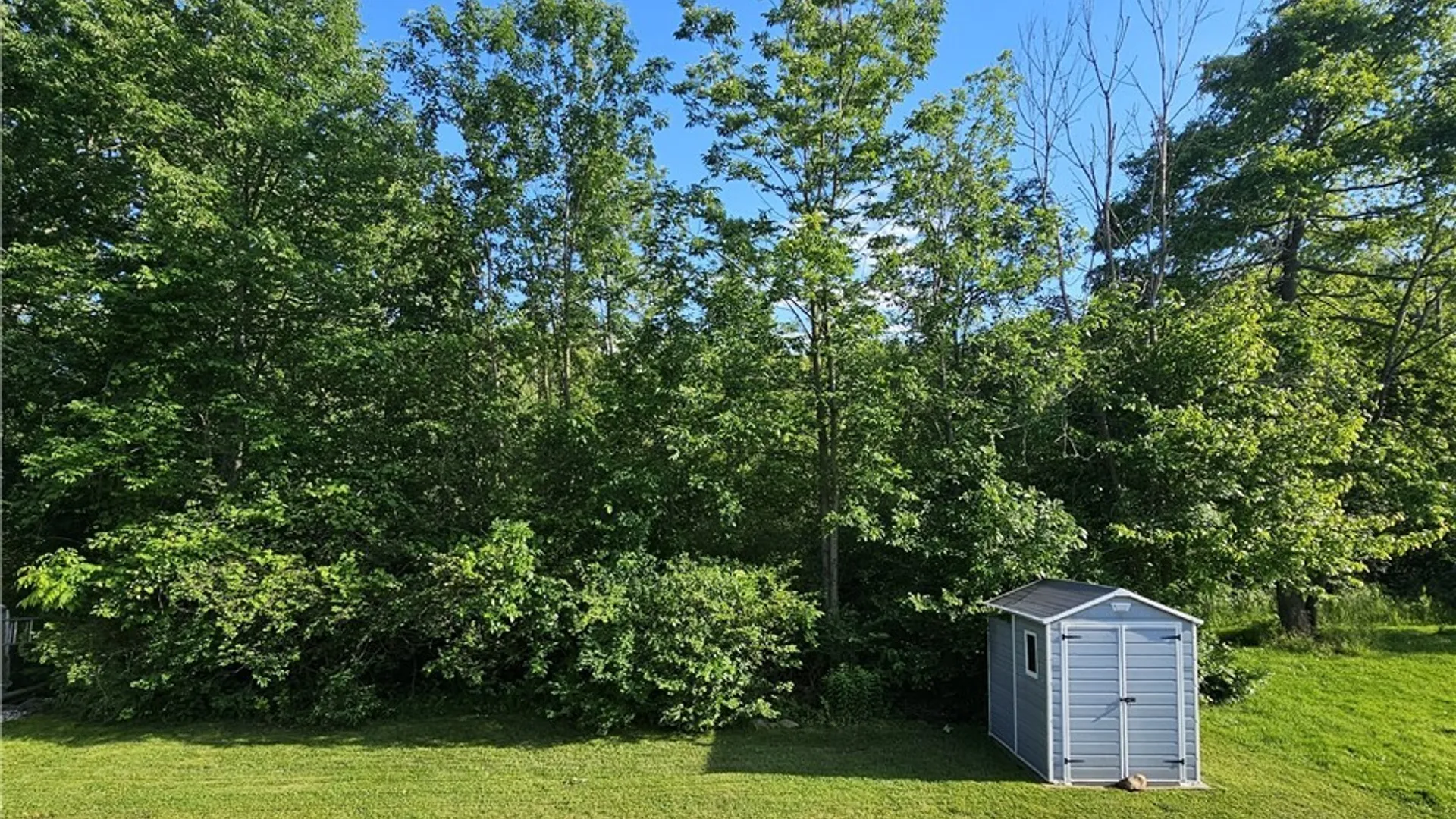 Property at 703 Beach Road, Evans, NY 14006 10