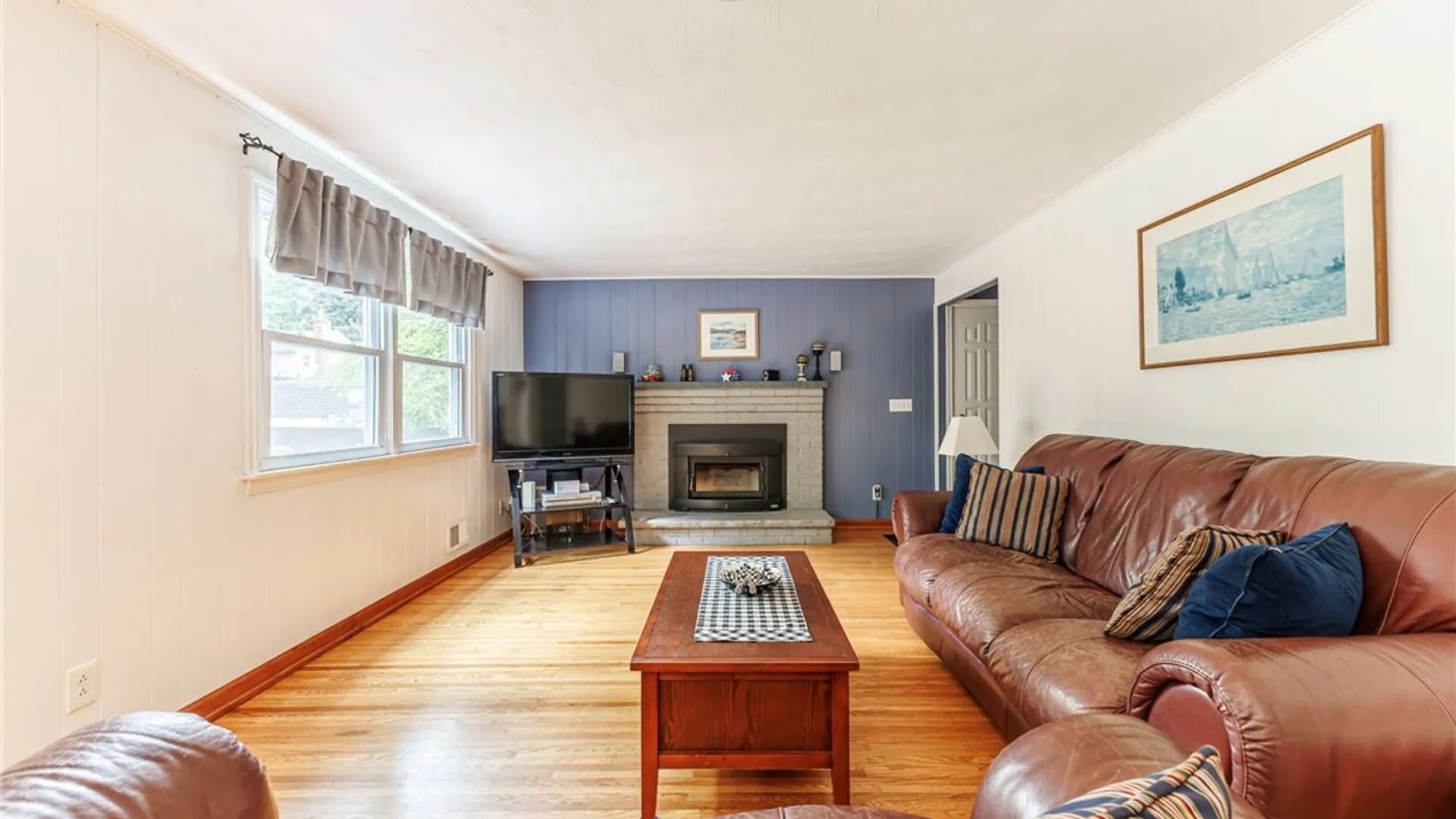Property at 8 Meeting House Road, Perinton, NY 14450 17