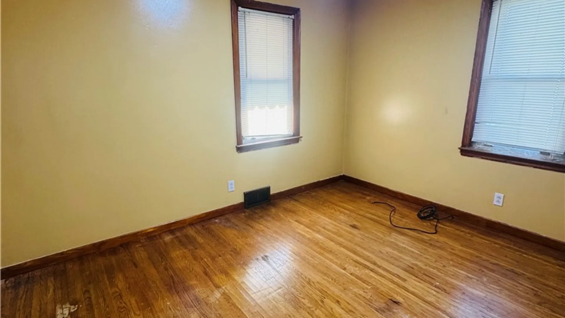Property at 98 Boll Street, Cheektowaga, NY 14212 16