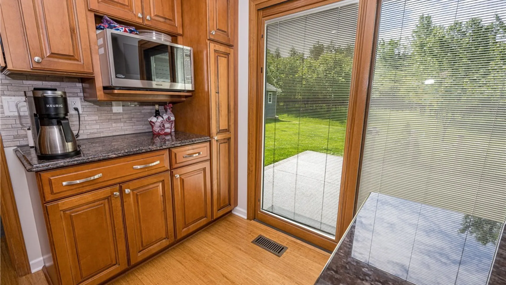 Property at 34 Pine Valley Court, West Seneca, NY 14224 14