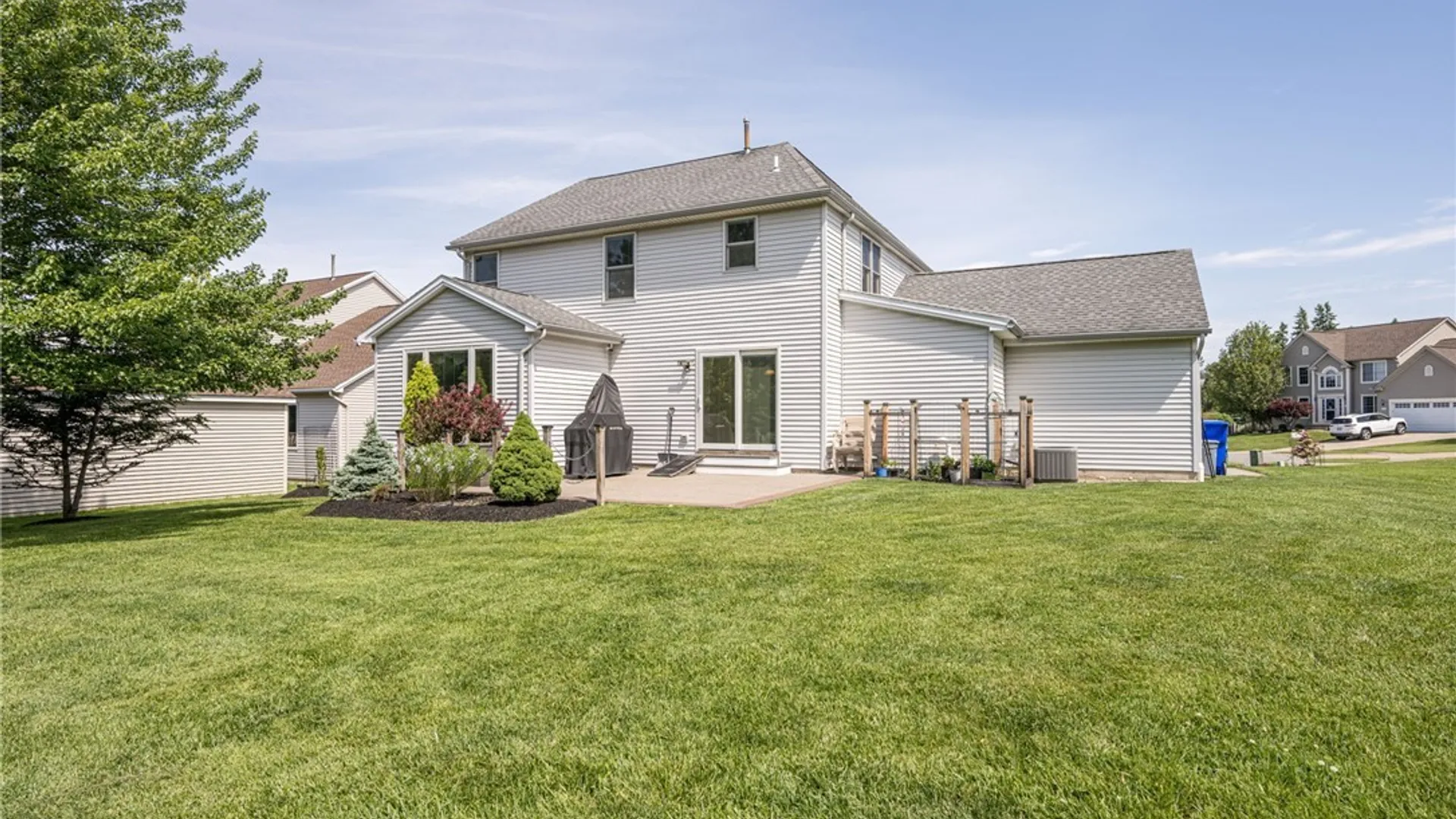 Property at 34 Pine Valley Court, West Seneca, NY 14224 42