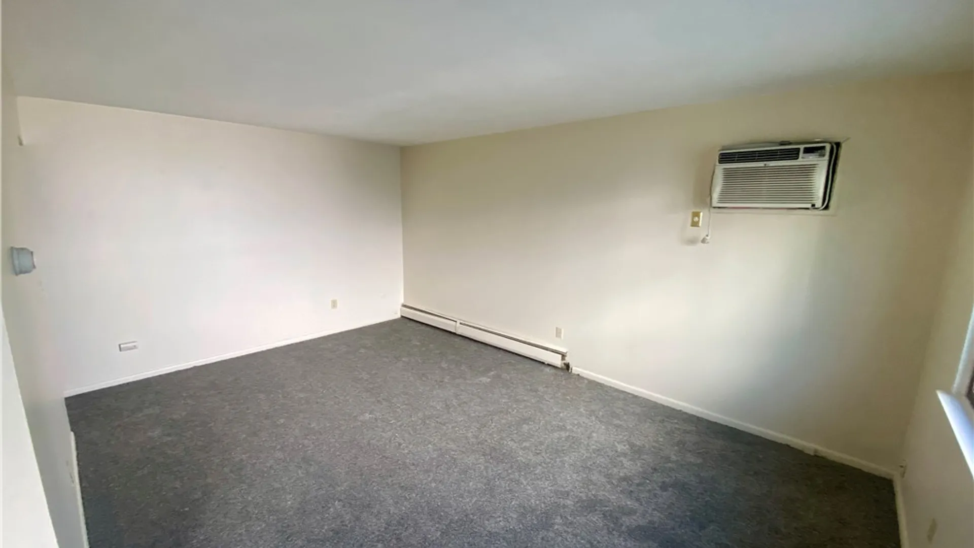 Property at 618 Garson Ave, Rochester, NY 14609 8