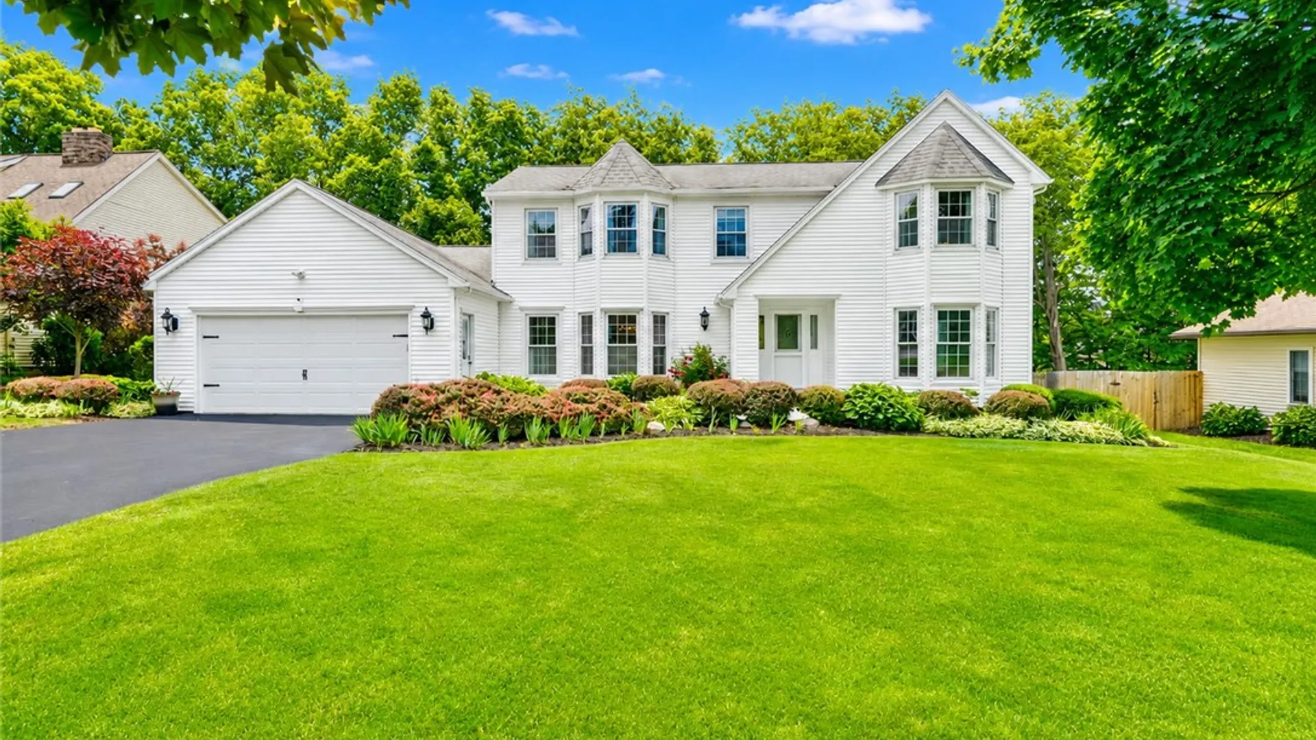 Property at 75 County Clare Crescent, Perinton, NY 14450 2