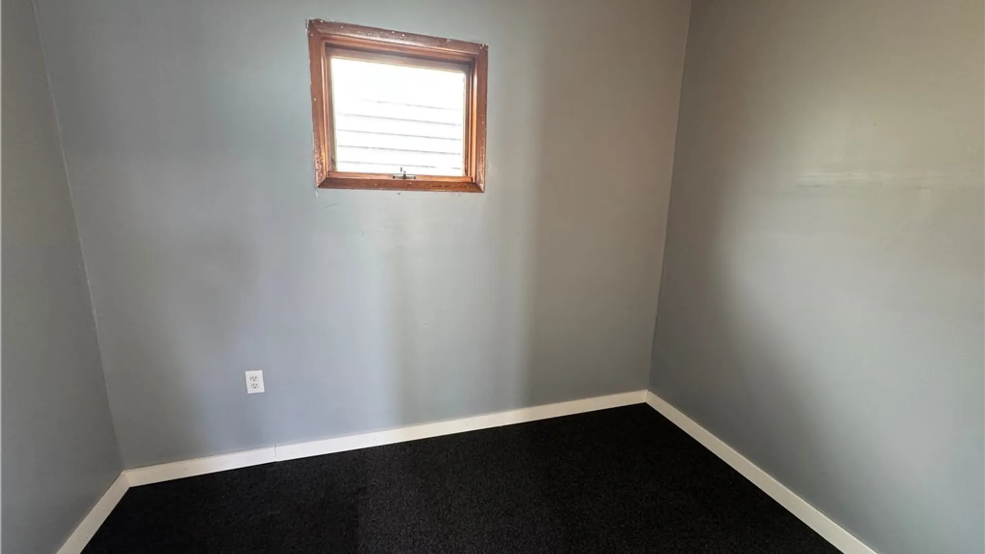 Property at 139 Weimar Street, Buffalo, NY 14206 14