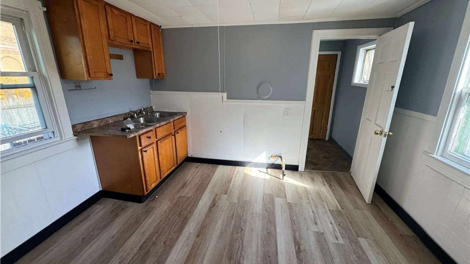 Property at 139 Weimar Street, Buffalo, NY 14206 24