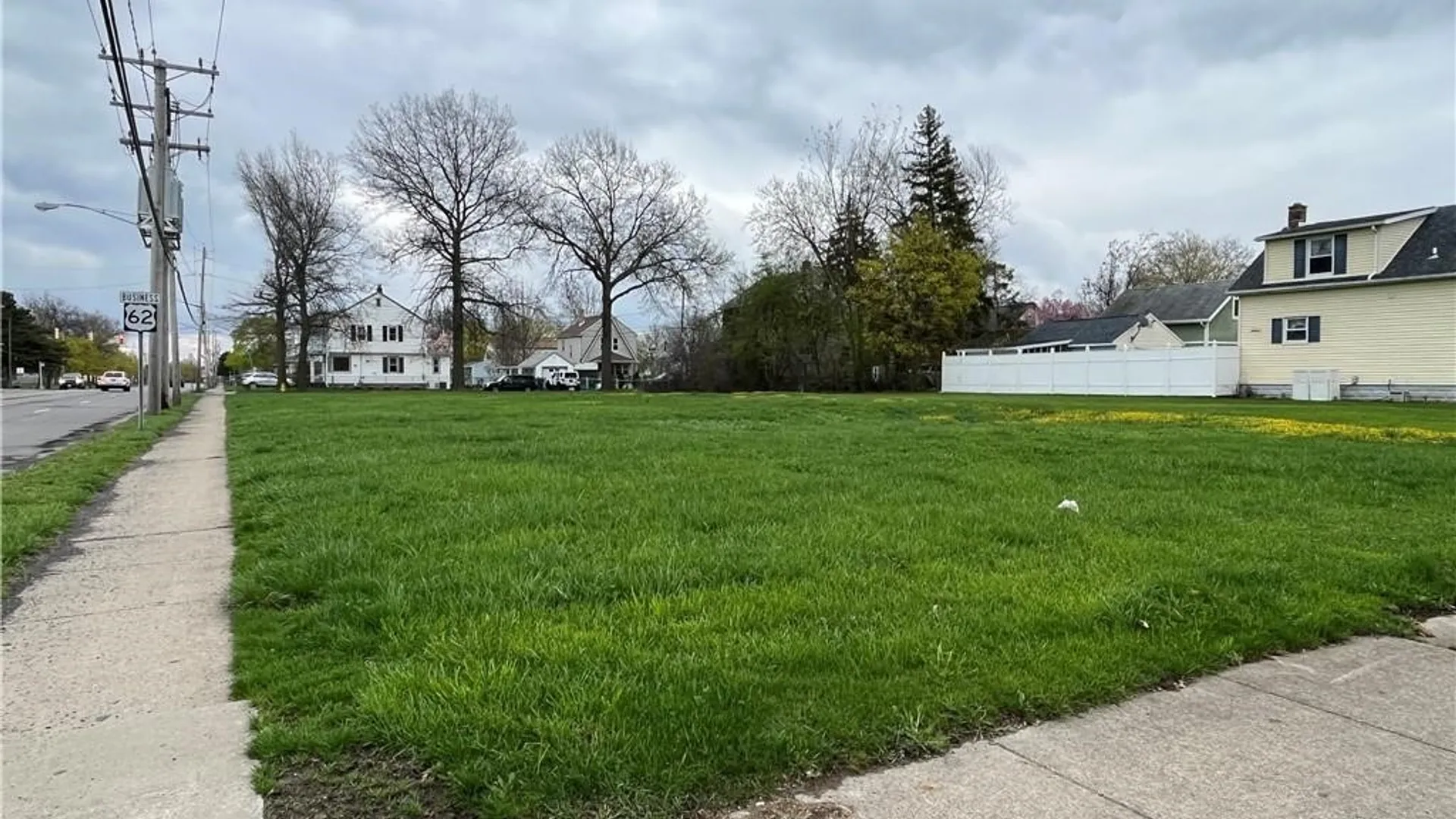 Property at 3303 Pine Avenue, Niagara Falls, NY 14301 3