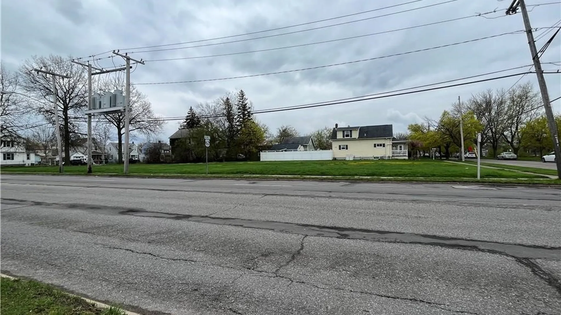 Property at 3303 Pine Avenue, Niagara Falls, NY 14301 9