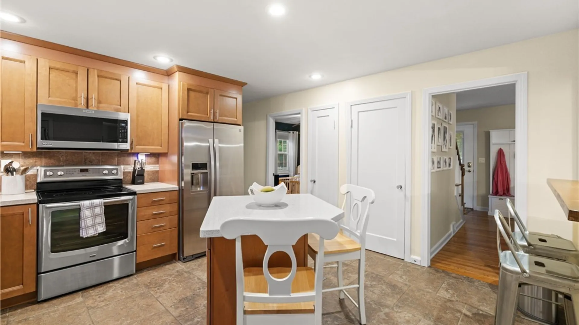 Property at 114 Cleveland Boulevard, Manlius, NY 13066 18