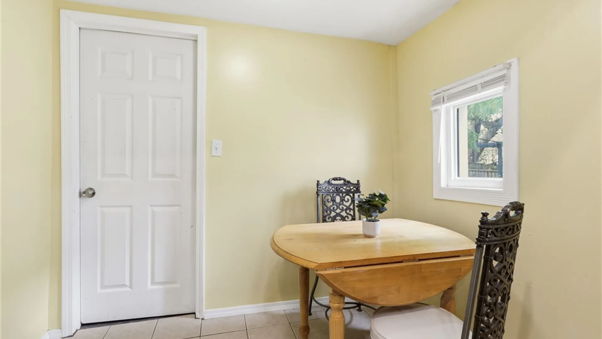 Property at 114 Whitney Place, Buffalo, NY 14201 18