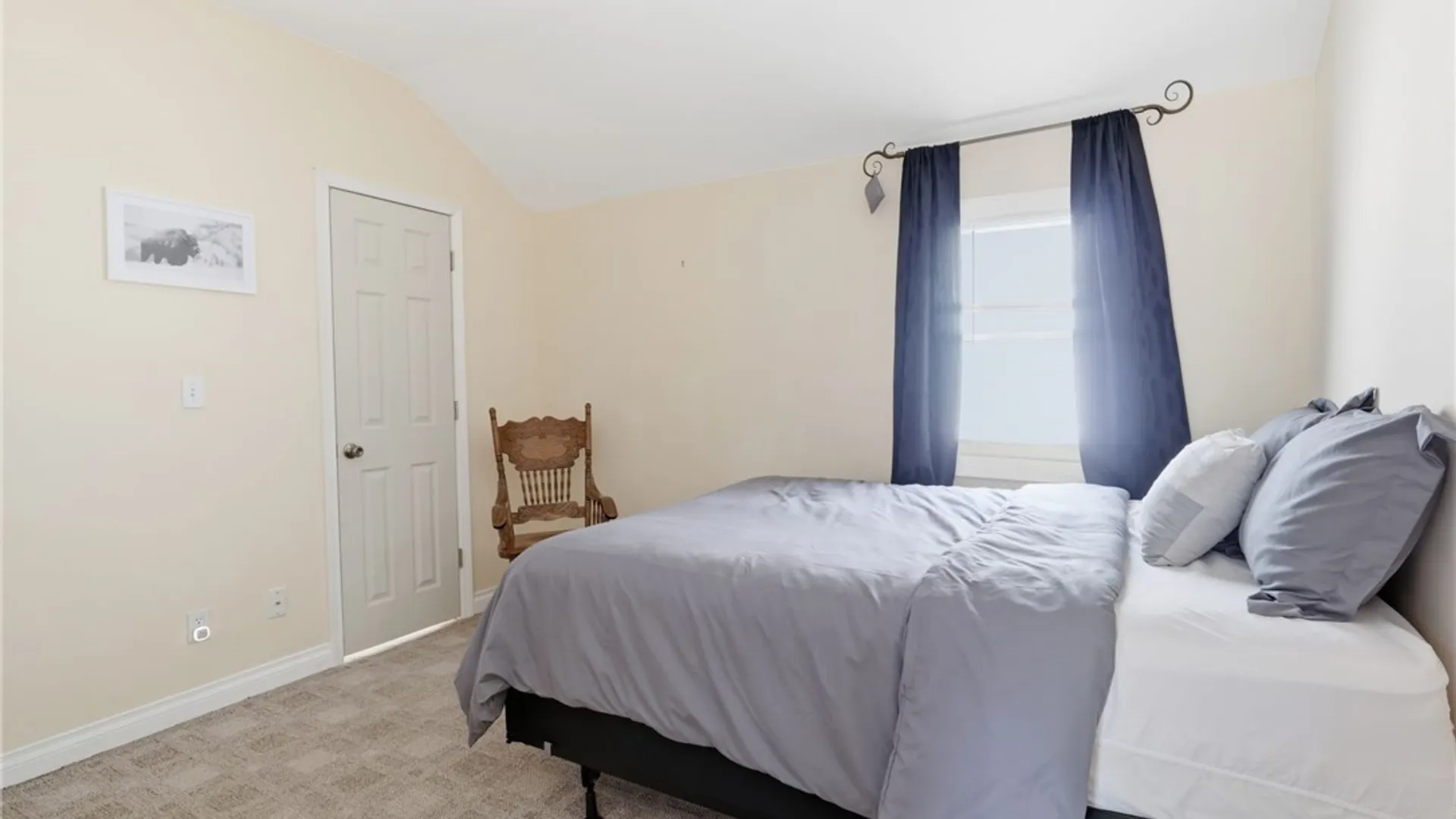Property at 114 Whitney Place, Buffalo, NY 14201 24