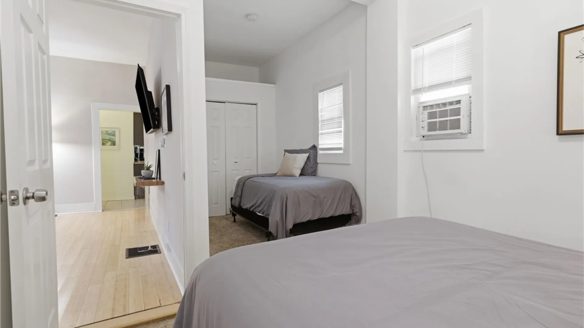 Property at 114 Whitney Place, Buffalo, NY 14201 30