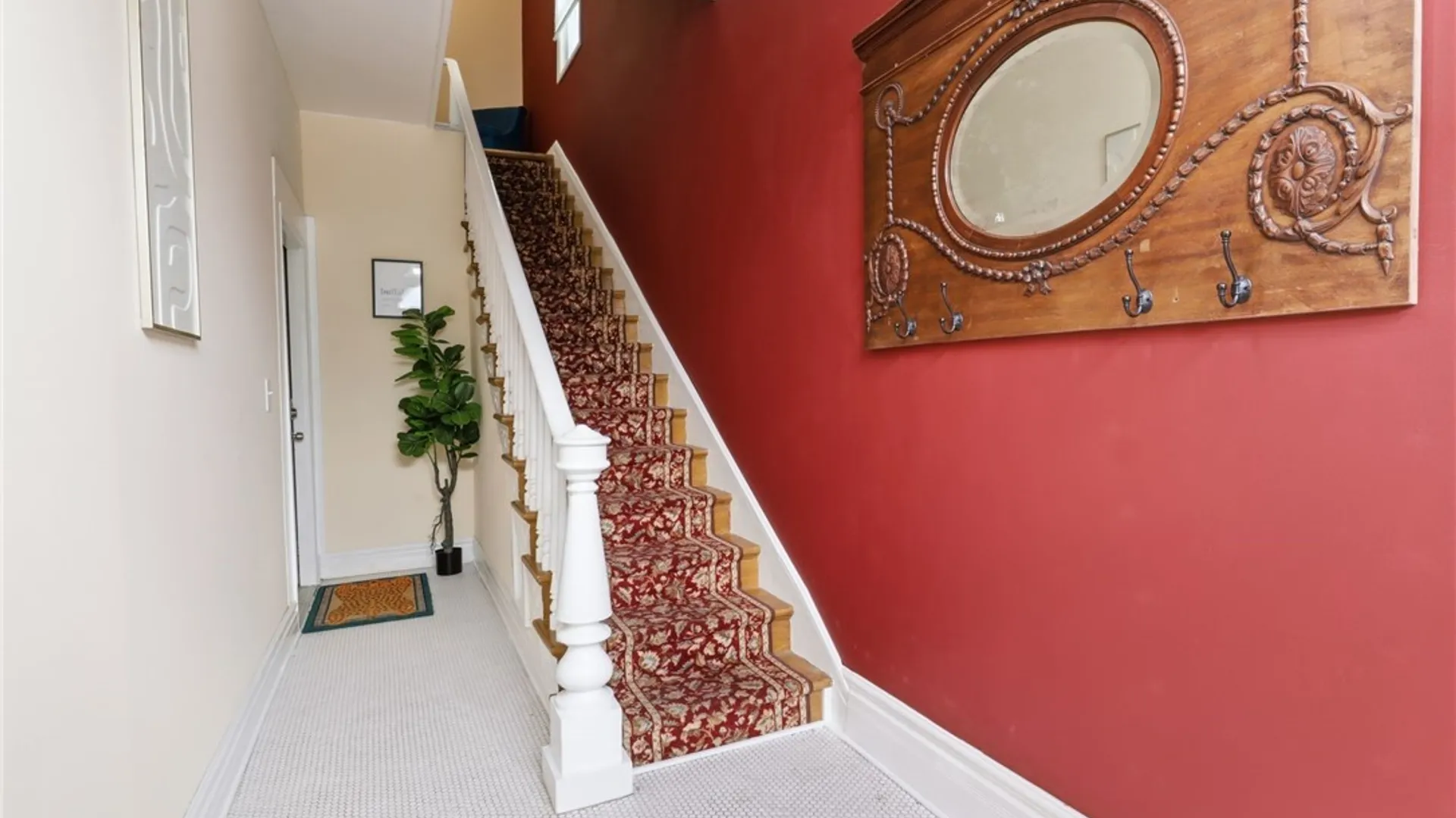 Property at 114 Whitney Place, Buffalo, NY 14201 4