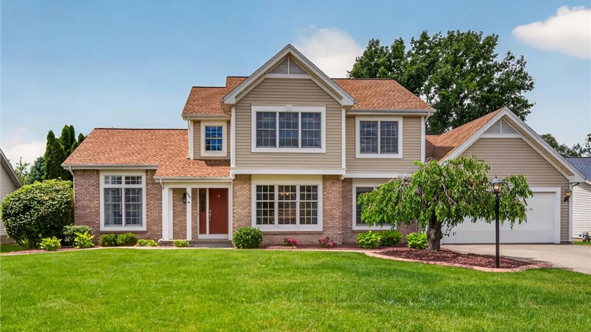 Property at 880 Macintosh Drive, Greece, NY 14626 7