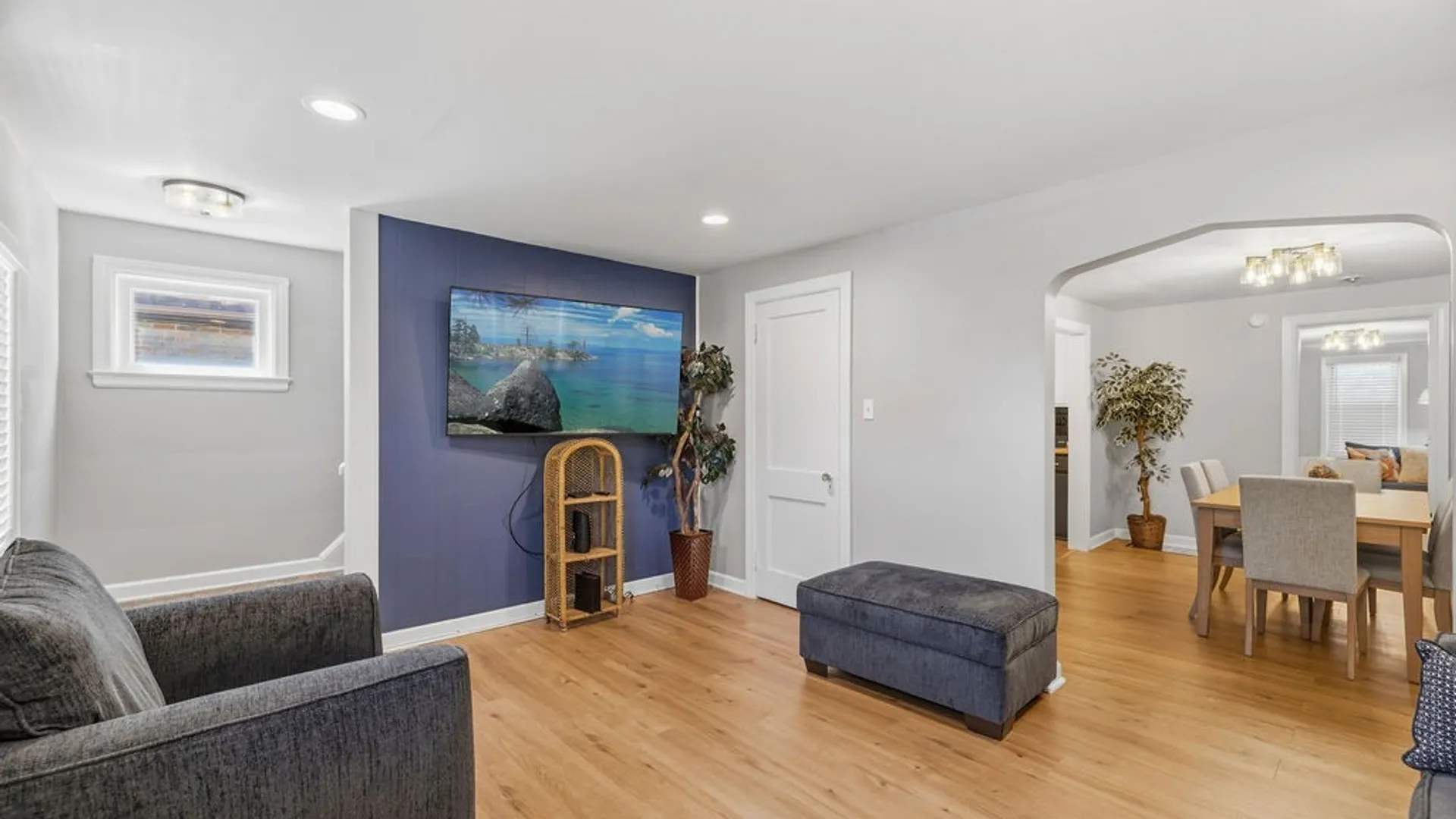 Property at 544 9th Street, Niagara Falls, NY 14301 8