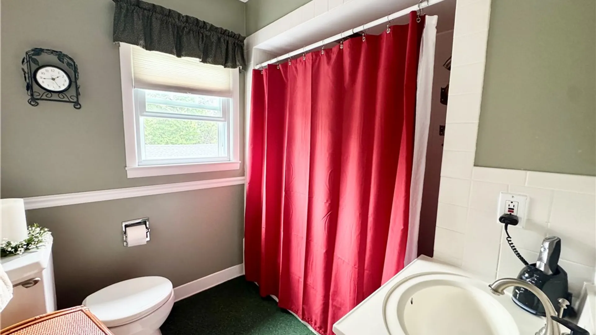 Property at 68 Swift Street, Auburn, NY 13021 30
