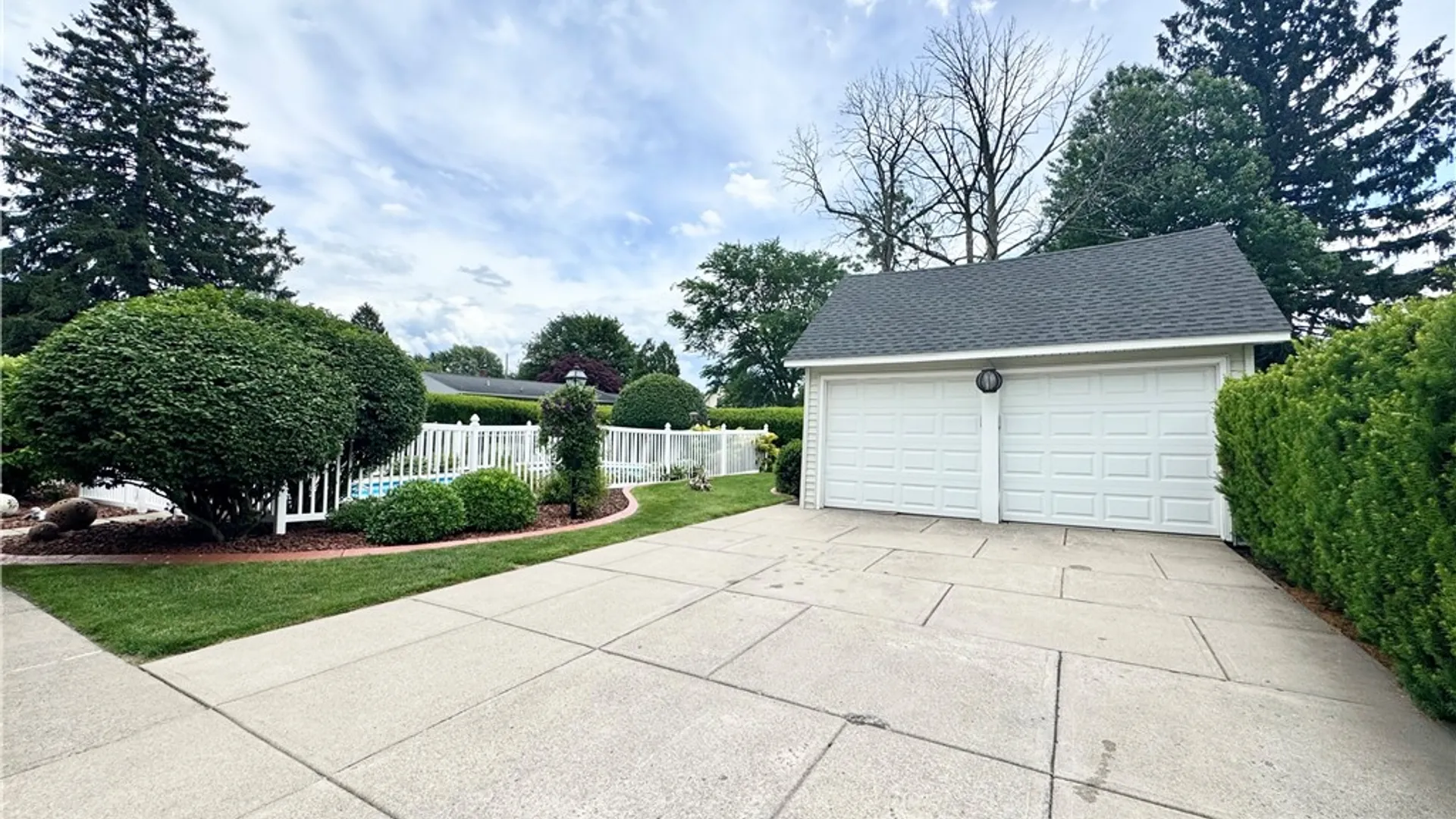 Property at 68 Swift Street, Auburn, NY 13021 45