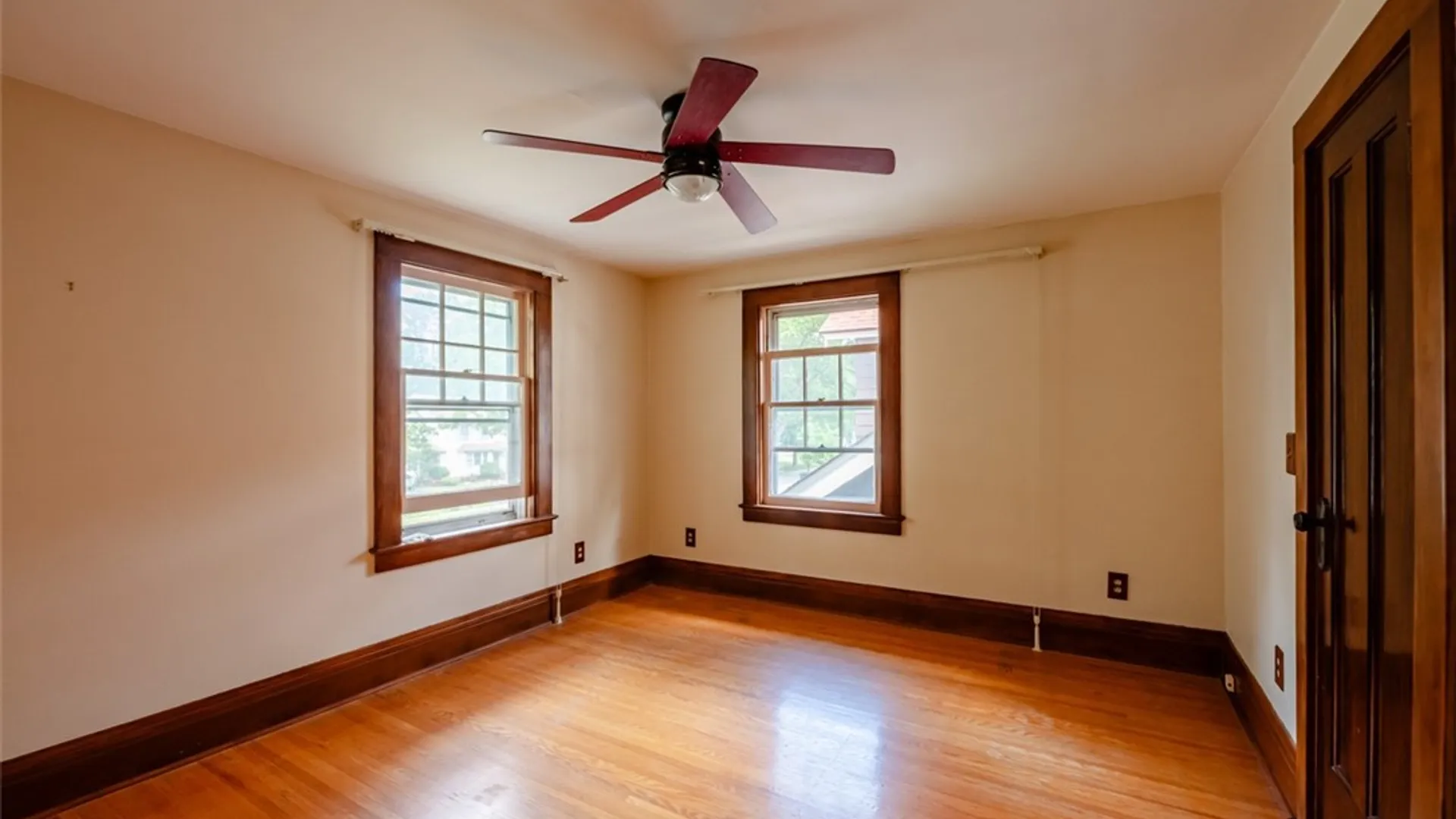 Property at 239 Navarre Road, Rochester, NY 14621 24