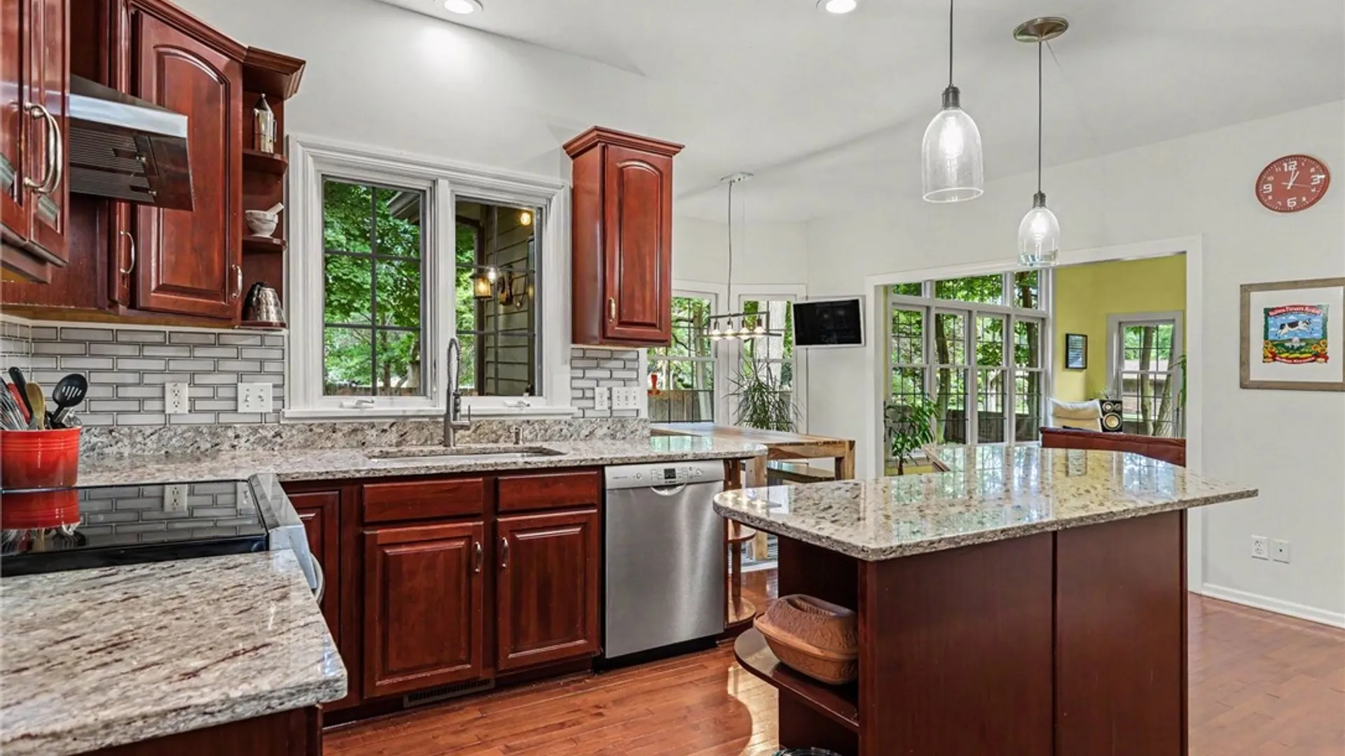 Property at 676 Admiralty Way, Webster, NY 14580 7