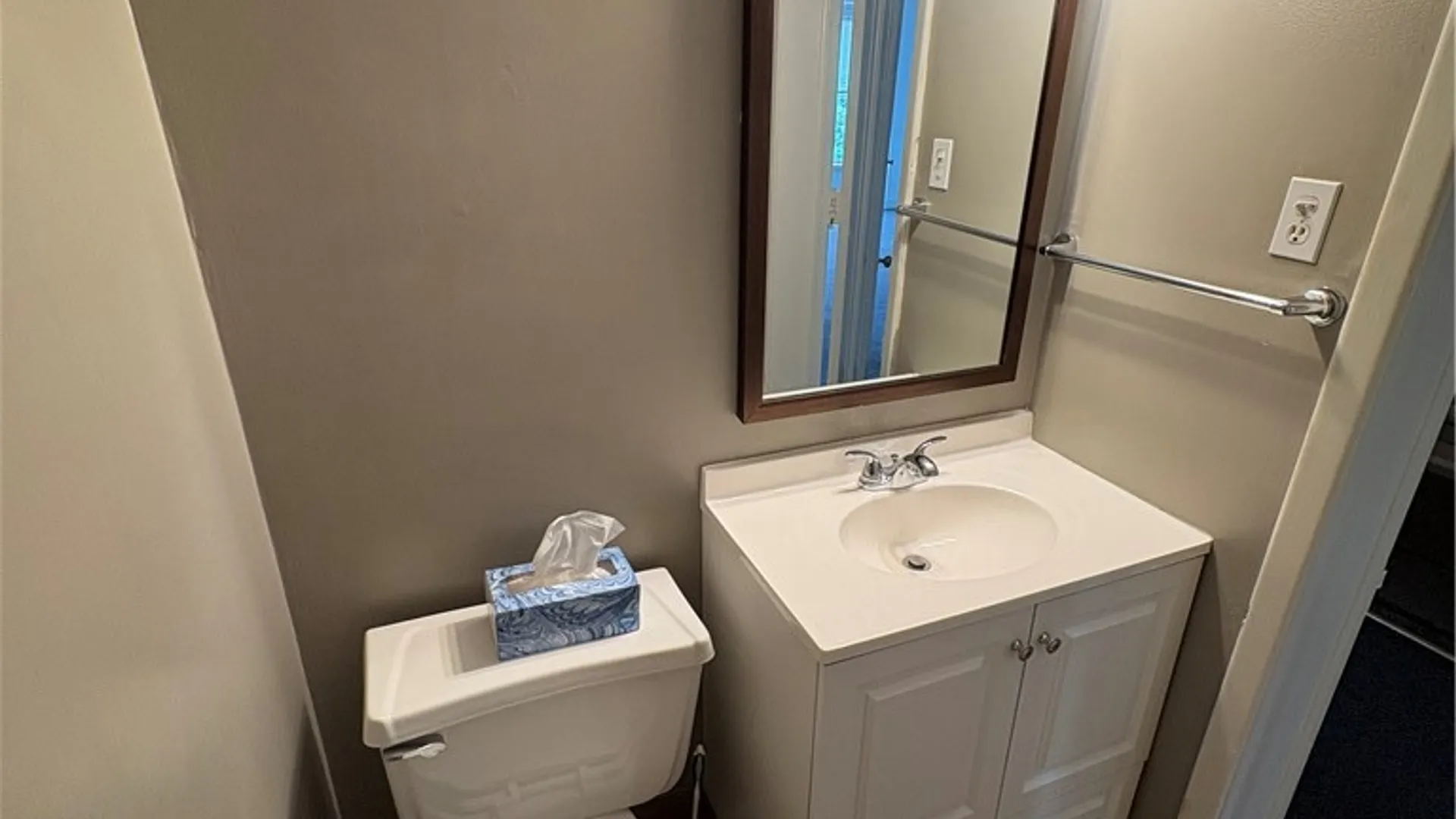 Property at 493 Delaware Avenue, Buffalo, NY 14202 17